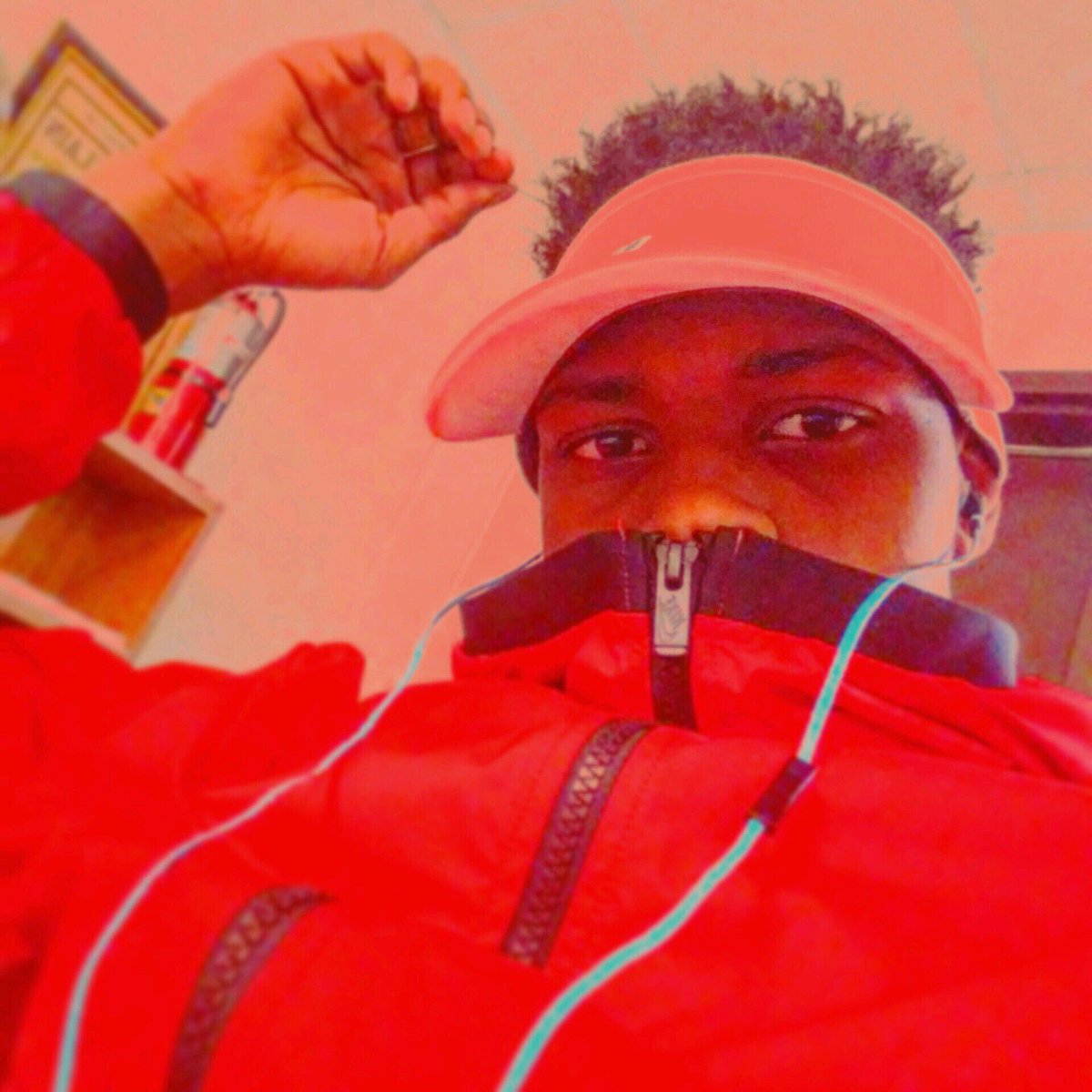 MookBig's tweet photo. Favorite color is red🔴 https://t.co/lGUcvGhx6x