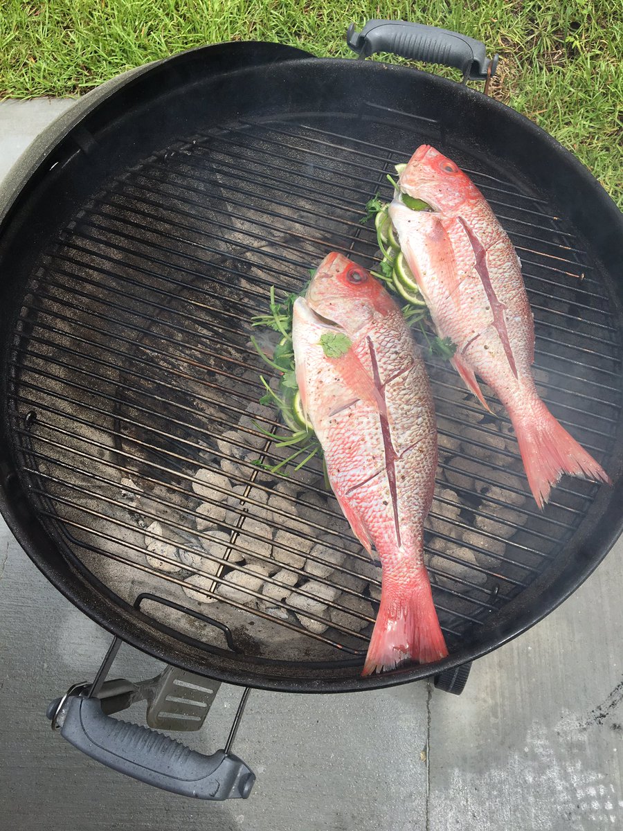 BBQ_Guys's tweet photo. Anyone tried grilling a whole fish before? Our #BBQExpert Blaine has a great recipe! https://t.co/igY2QtdGMO https://t.co/BQ0NBtBdwg