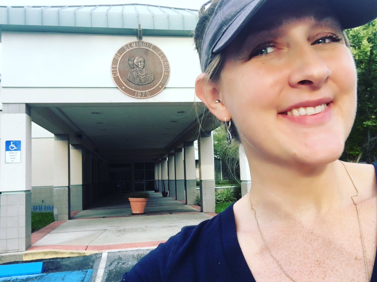 HollyMcPhail's tweet image. So this just happened... and I was just running to the store for paper towels &amp;amp; an onion. Welcome to Seminole! #cityhallselfie #number91