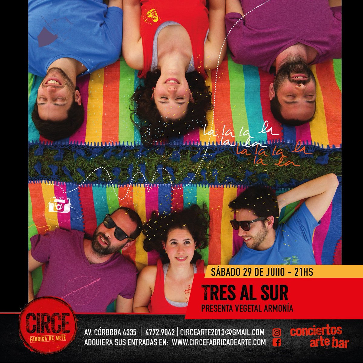 Invierno, invitación al adentro, 
al abrigo del viento y los remolinos de hojas.
Canciones cálidas como manta nos reúnen tejiendo encuentro.