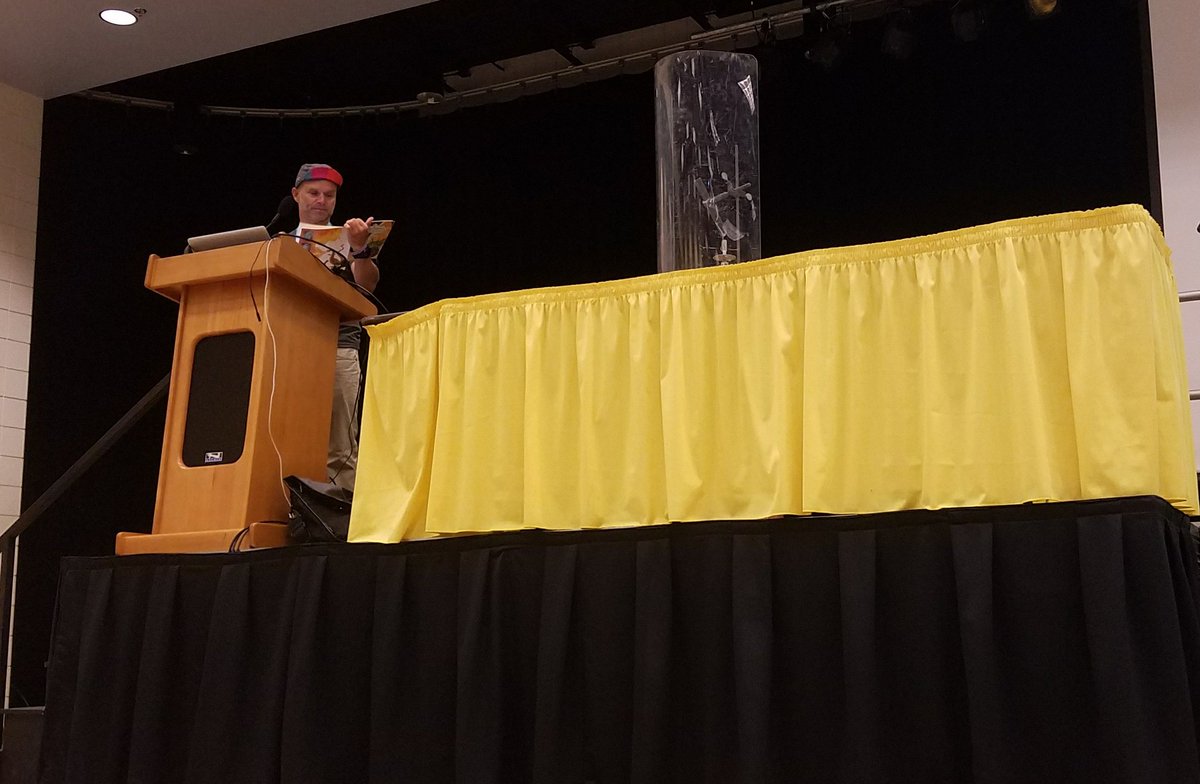 MelanieShedd's tweet photo. #PaperBagPrincess #StoryTime #SoYouThinkYouCanDemo #ChemEd17 #StephanGraham https://t.co/RIyX5JGzSs