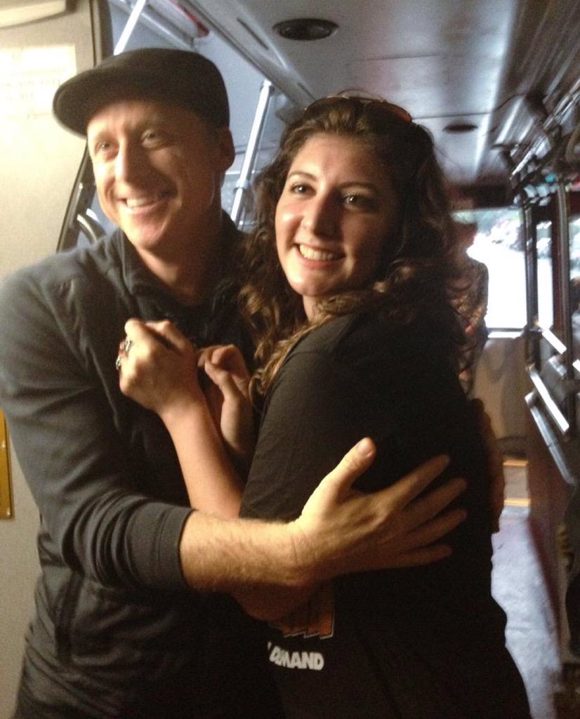 EliseAnmchara's tweet photo. @PJhaarsma @AlanTudyk @NathanFillion Congratulations!! #ConManSeries! ๐ค https://t.co/mtqjlaRLSz