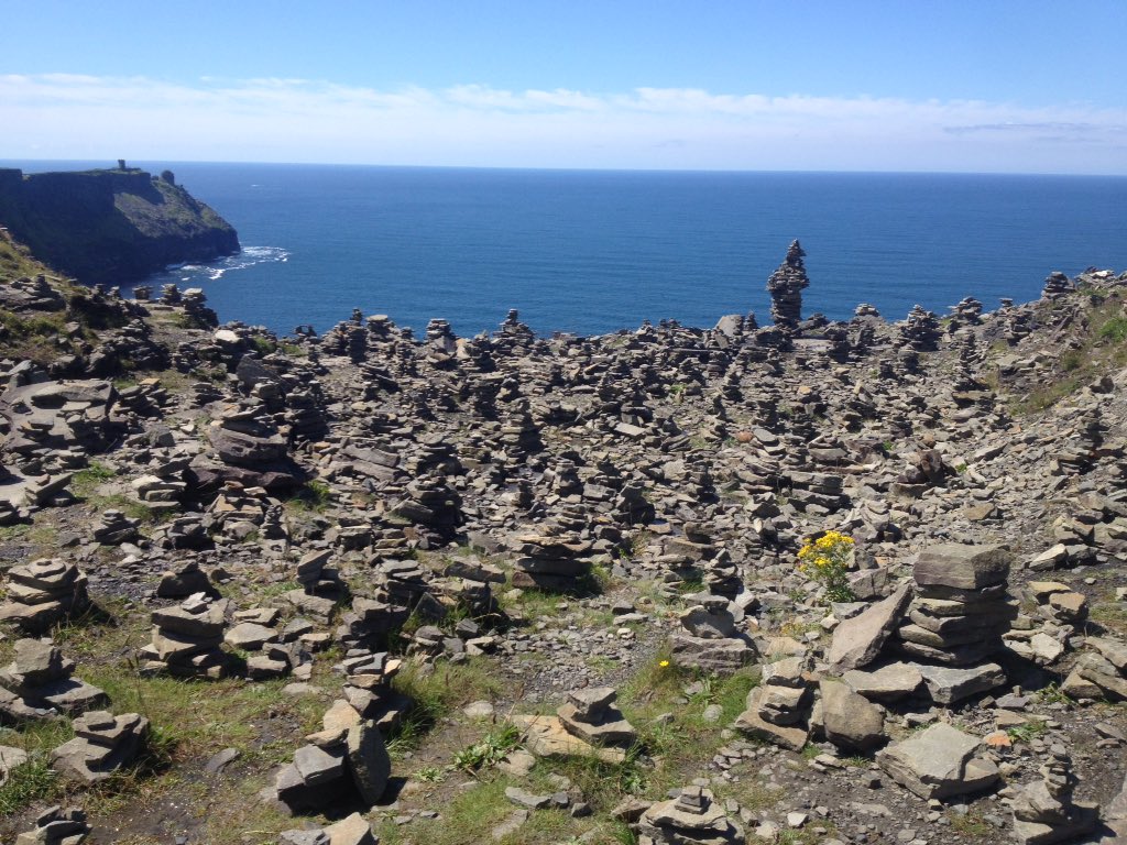 MiegImke's tweet photo. Unterwegs bei "Sonnenschein" im schönen Irland #CliffsOfMoher https://t.co/Bikqyk2daj
