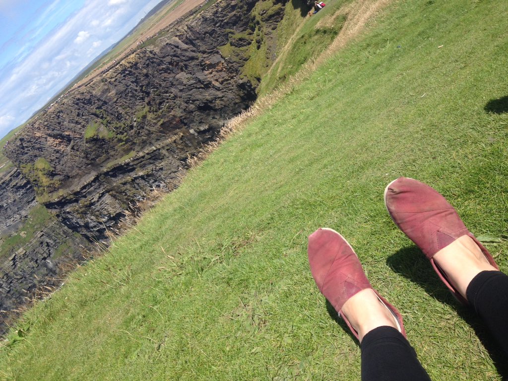 MiegImke's tweet photo. Unterwegs bei "Sonnenschein" im schönen Irland #CliffsOfMoher https://t.co/Bikqyk2daj