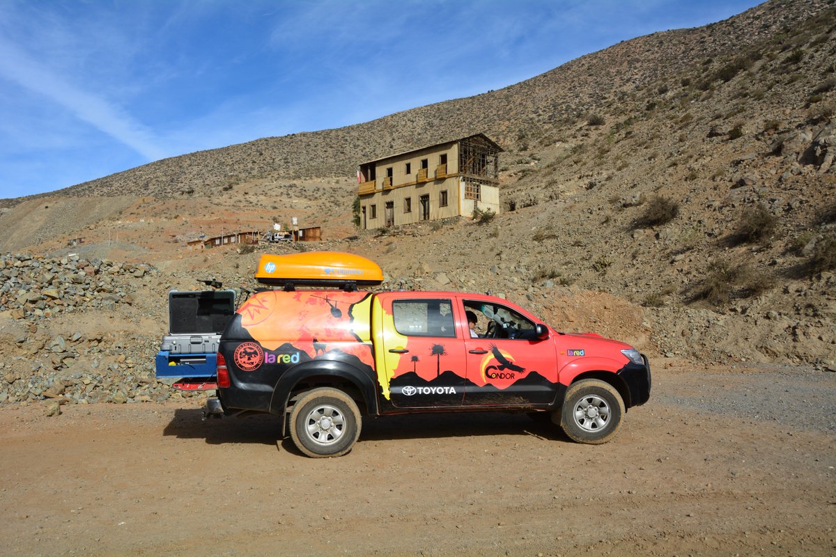 latierrachile's tweet photo. More
#latierraenquevivimos no se olviden hoy 20:30 LaRedTV a volar en helicoptero y explorar por tierra  de Vallenar Copiapo con Sergio Nuño https://t.co/fPyi0bhwDk