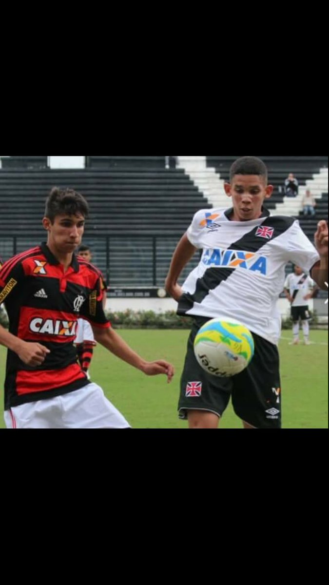 HenriqueLordel1's tweet photo. Feliz dms por você irmão, sucesso sempre #vooa #desdemenó 👊🏻❤️ @paulinho_ph00 https://t.co/aL8qxtkOWS