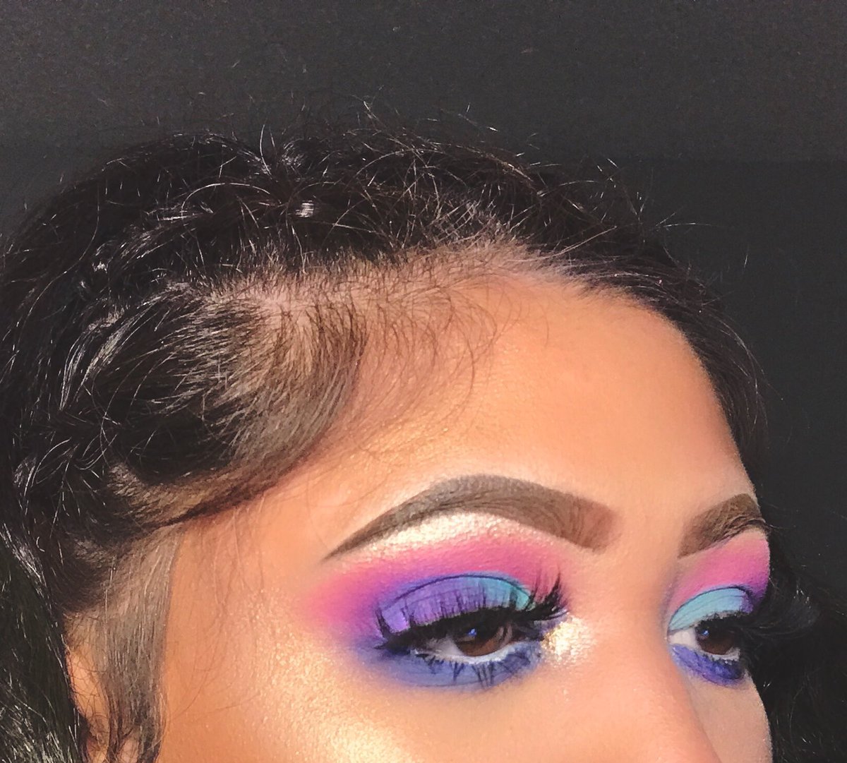 inner eye corner strobing