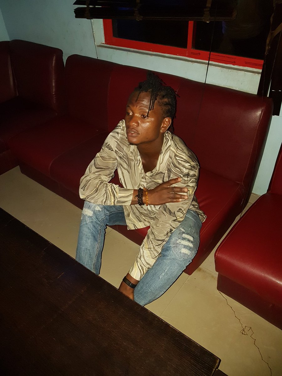 egebeta_omope's tweet photo. Never change your originality for the sake of others because no one can play your role better than you. So be yourself, you are the best https://t.co/6OcO7AerUK