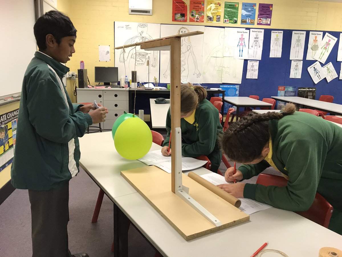 JaimeeHutchens's tweet photo. All things Physics @MarsdenHS Science Day! #2017_teampablo @ermington_west @CaptainJackEWPS https://t.co/j5Sp8rdtp9