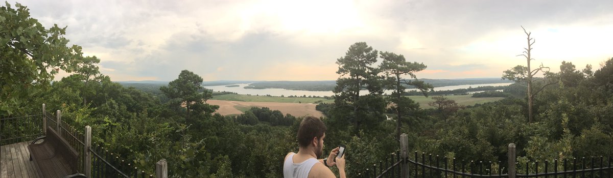 asgreataskate's tweet photo. Discovered a new area of Pinnacle! Never new that was back here!!!! #rightinmybackyard #arkansas https://t.co/DBedLWWNKD