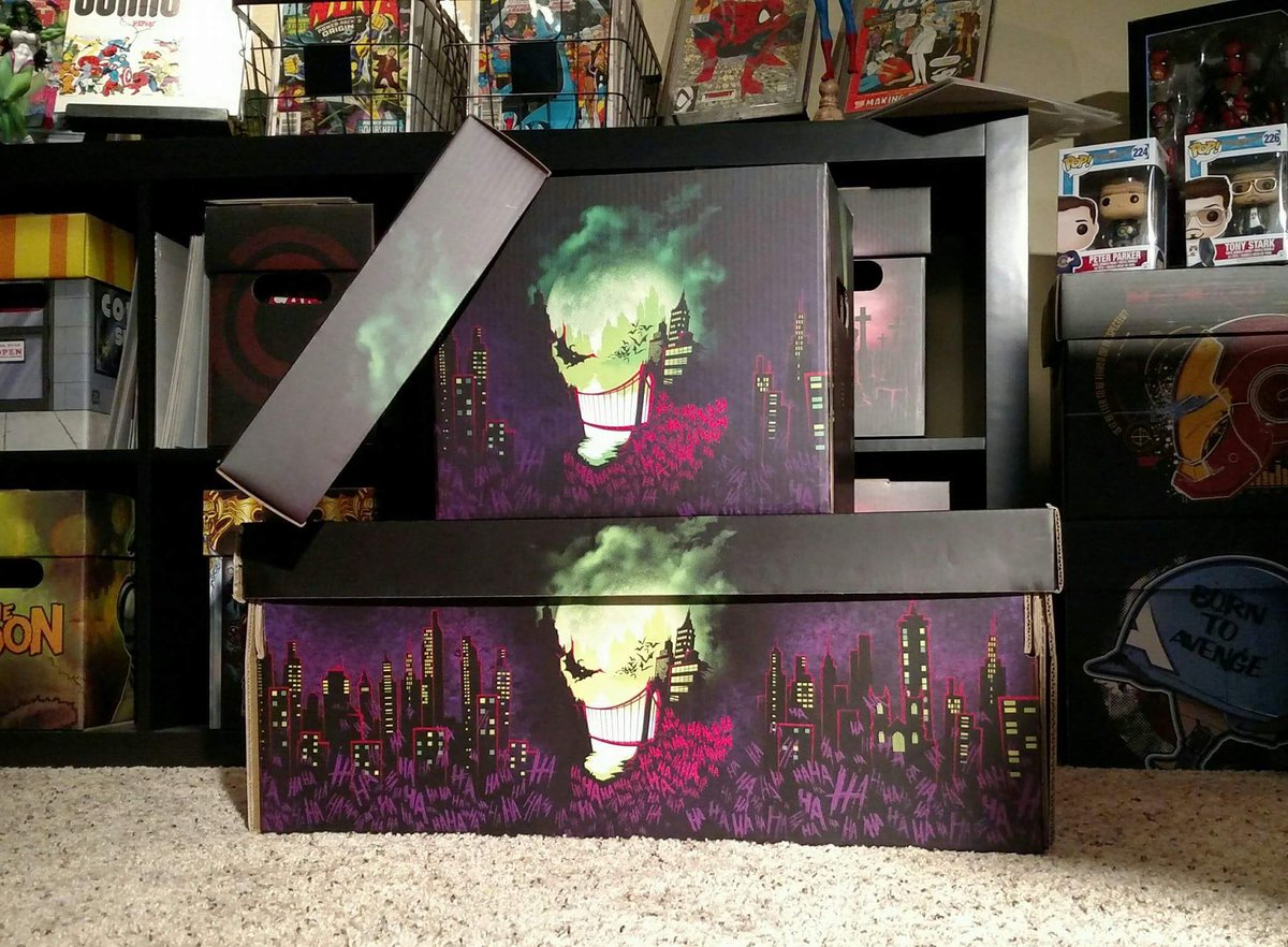 boxesinaction's tweet photo. Who's ready for long boxes? #originalcustomcomicbookbox #comicbooks #comicboxes #comicbookbox #comics #darkskyline #cityofsmiles #comiclife https://t.co/rvraWw5fUA