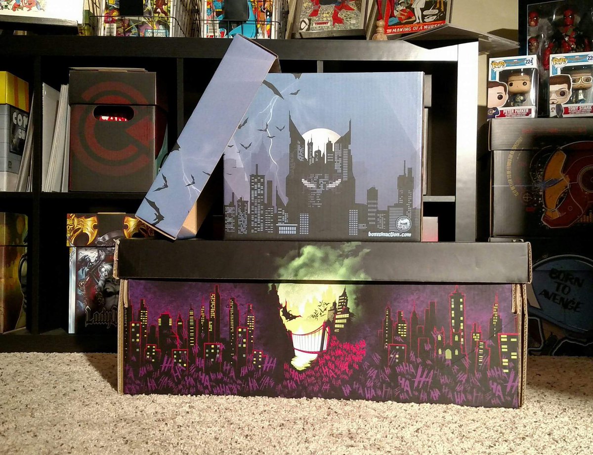 boxesinaction's tweet photo. Who's ready for long boxes? #originalcustomcomicbookbox #comicbooks #comicboxes #comicbookbox #comics #darkskyline #cityofsmiles #comiclife https://t.co/rvraWw5fUA