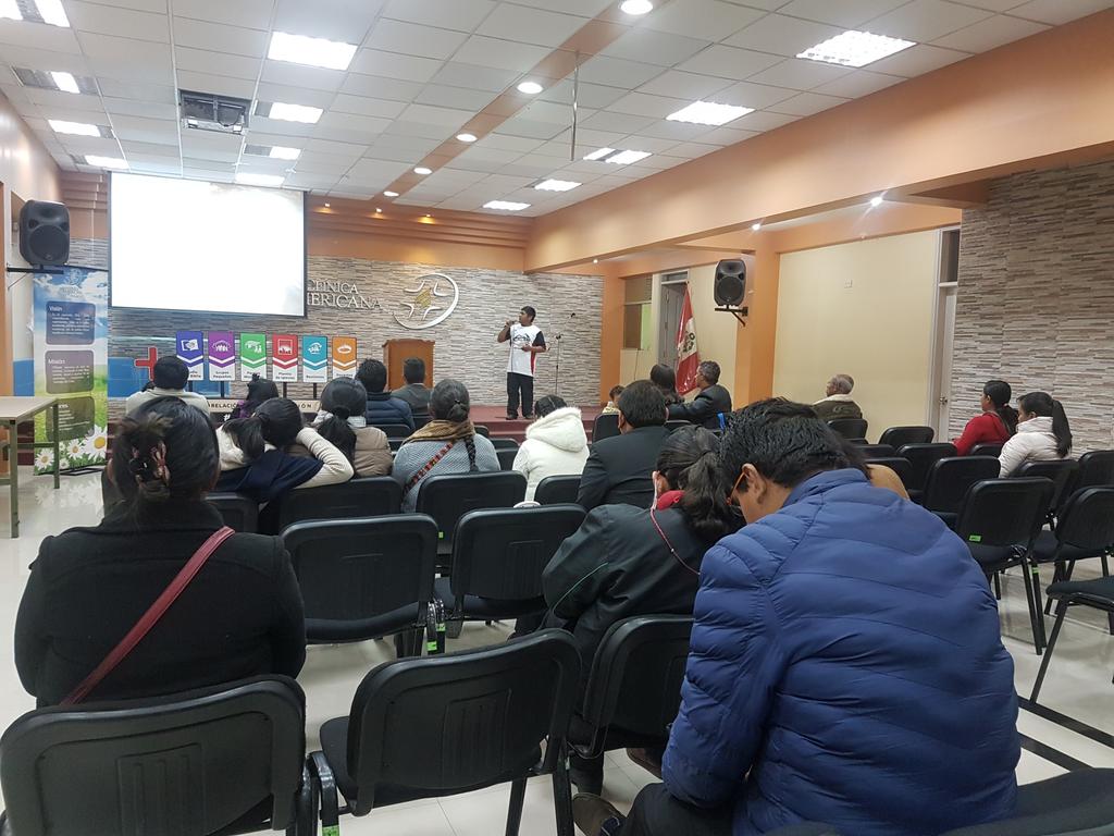 SamuelLeccaVasq's tweet photo. En la @ClinicaCAJ tambien se vive cada noche #CalebUPSur #PrimeroDios @Joseluisramos45 @jccasan @EnzoChavez @AdventistasUPS @AdventistasMLT https://t.co/y8swwPenNC