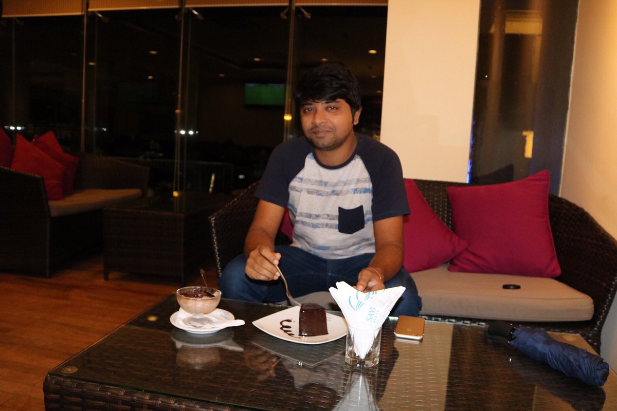 RokiBHassaN7's tweet photo. Sayman hotel https://t.co/Aeo7csE5Jz