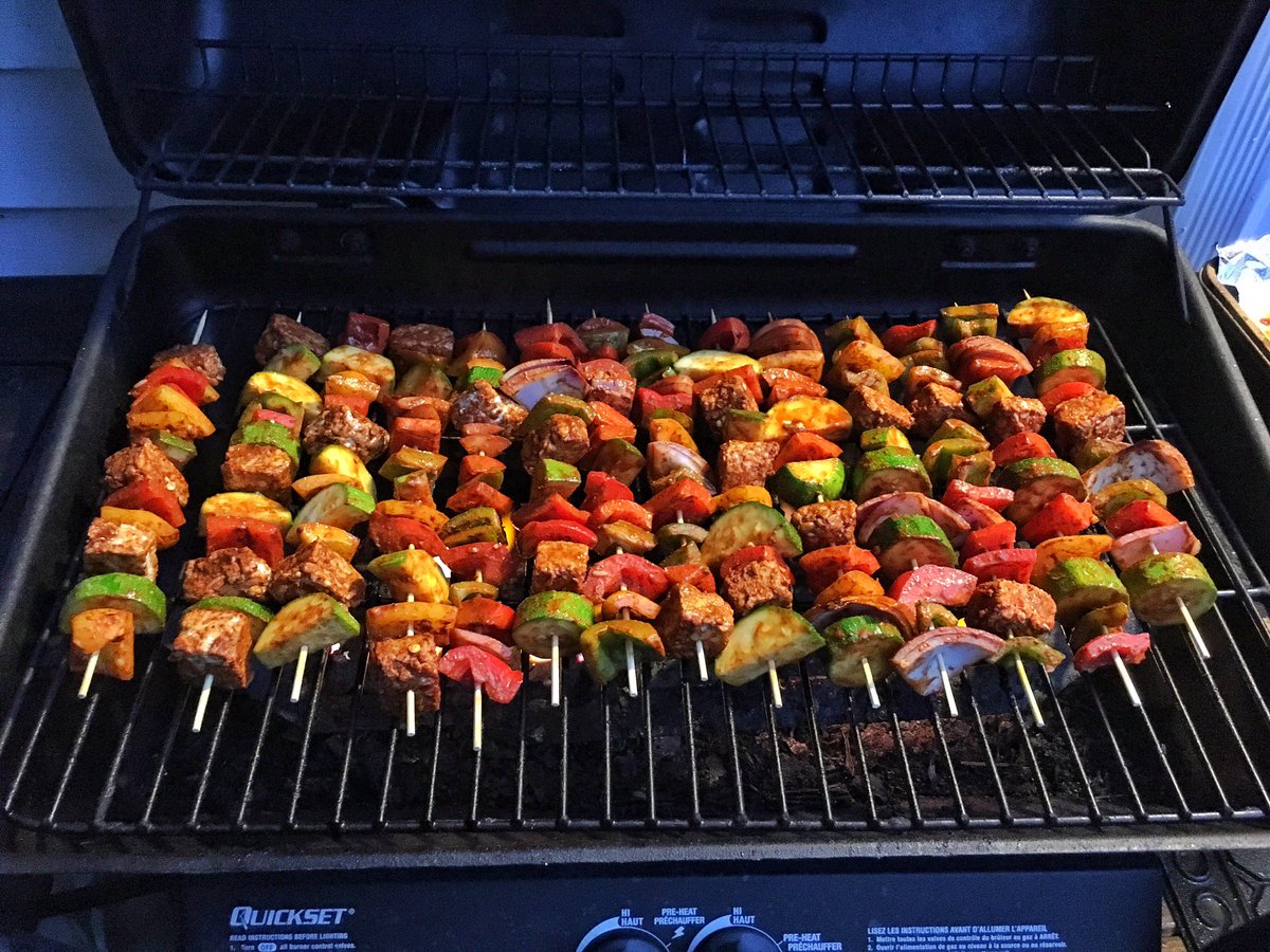 TheMattBader's tweet photo. Shish kabobs AND no meat. @SteveLemme @HeffernanRules #SummerHates https://t.co/lHc0RfQdry