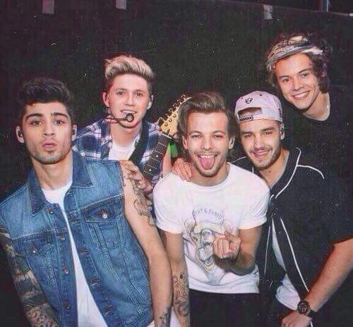 flores_jayme17's tweet photo. #7YearsOfOneDirection So proud to be a part of this fandom! Best 4 years of my life since I joined.❤ can't wait for many more! @onedirection https://t.co/lHS3T9AP2a