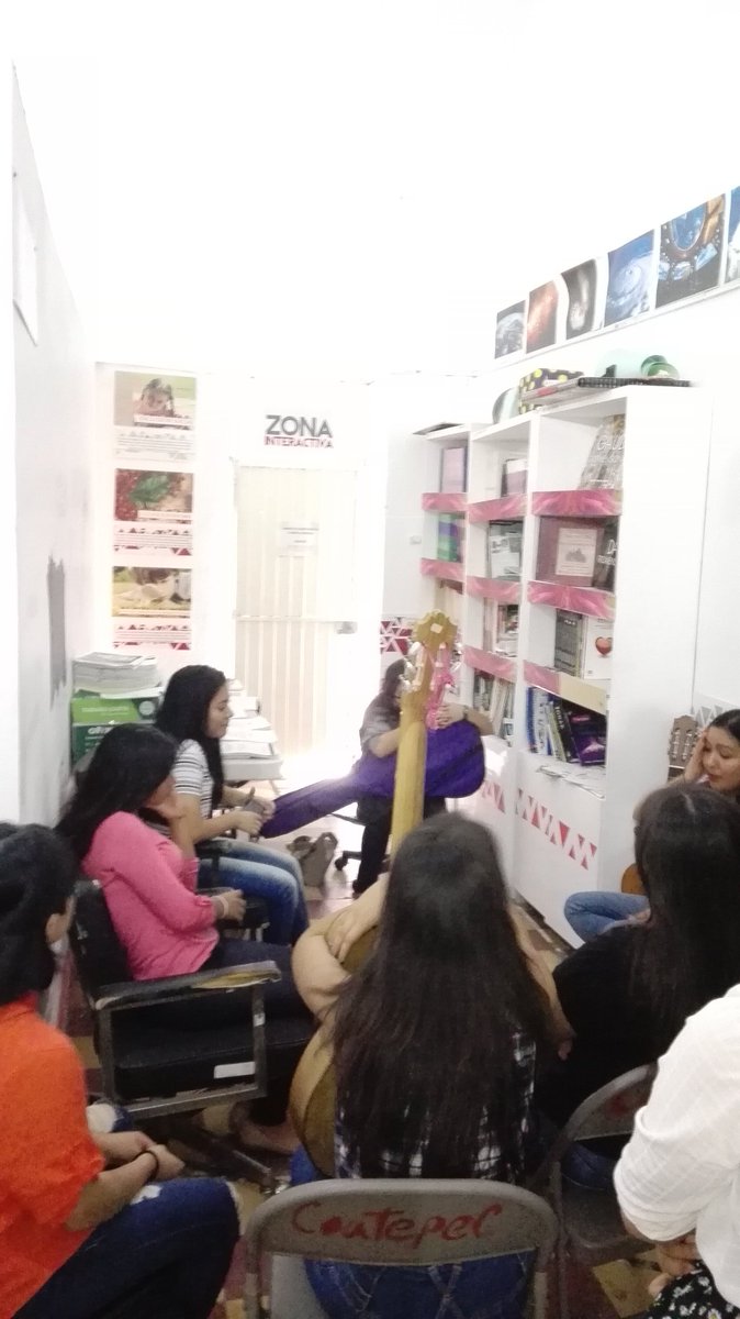 CPJCoatepec's tweet photo. Buscamos espacios para el desarrollo integral de la Juventud de Coatepec, acude a nuestro #CentroModeloPoderJoven. https://t.co/rGWVNoDbSh