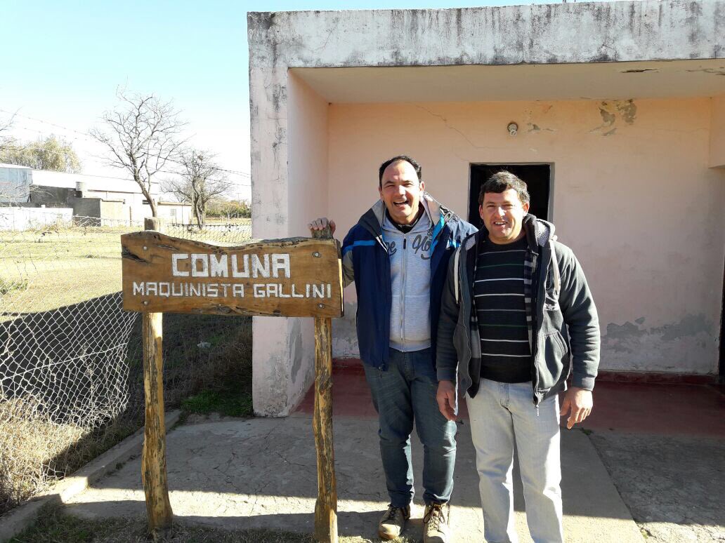 GACrucianelli's tweet photo. Timbreo Nacional en Maquinista Gallini, Dpto Río 1º, Córdoba. #CambiandoJuntos #MareaTimbrea @mauriciomacri @rodrigodeloredo @OscarAguadCBA https://t.co/SHd0LY9p9f