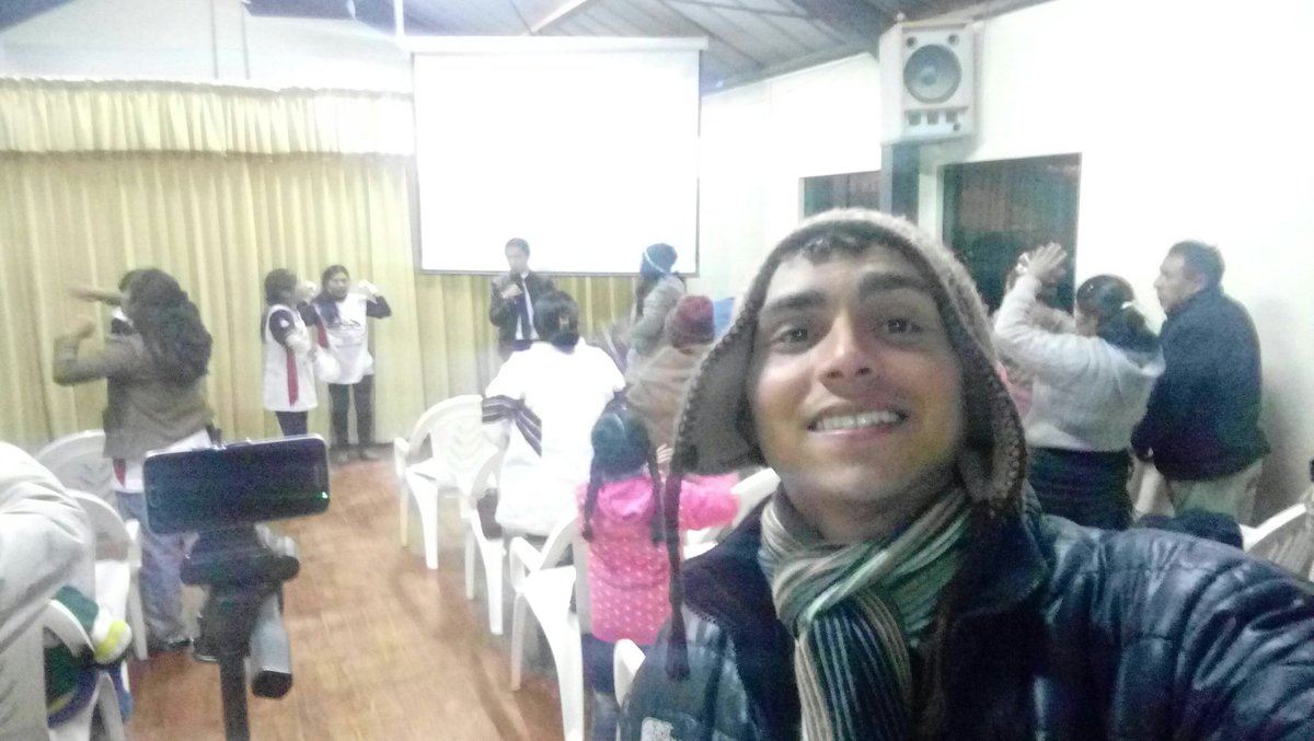PrDiegoMendes's tweet photo. Jóvenes de todas las partes de Perú, viven la hermosa experiencia de Redimir, Servir y salvar en el proyecto #CalebUPSur #PrimeroDios #MLT https://t.co/vZnm6si6PG