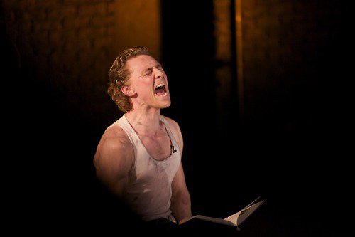 assassinswife's tweet photo. @hiddlechallenge #HCJ117 #read stimulating that quiet audience with stage presence and passion https://t.co/RiGHeXN3Dn