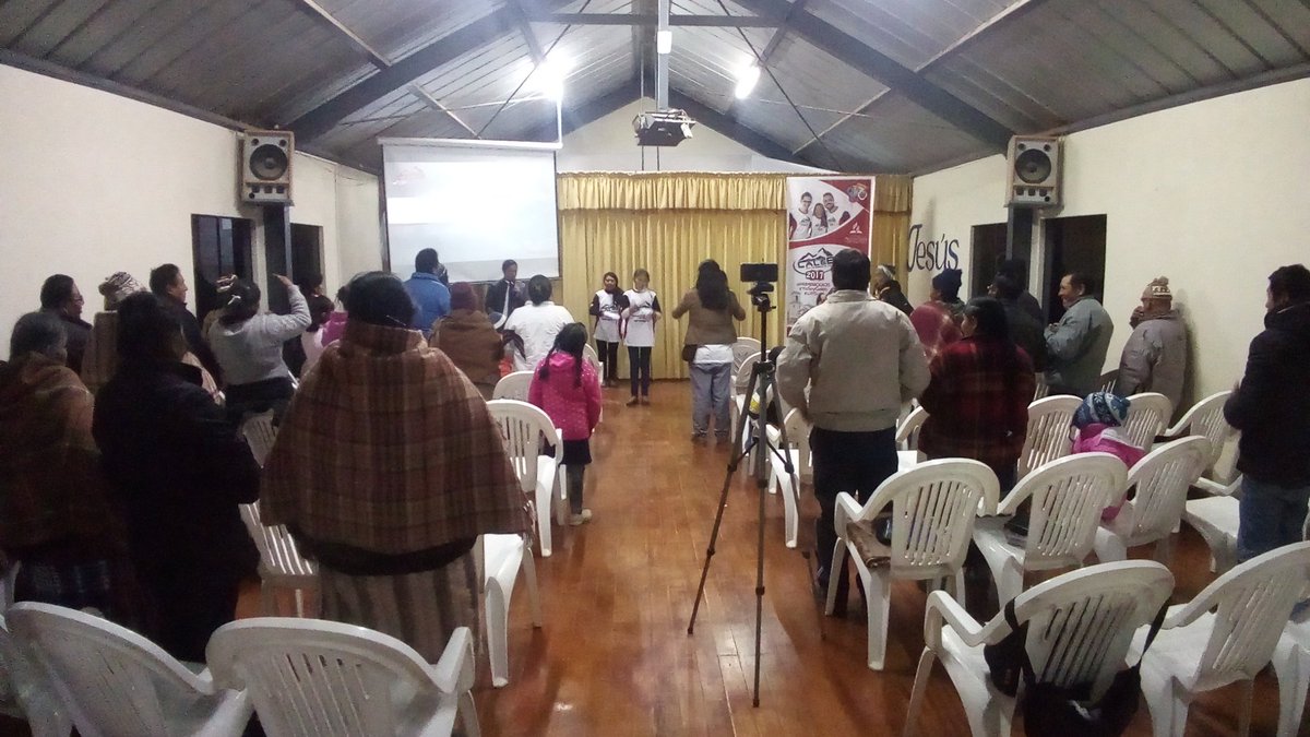 PrDiegoMendes's tweet photo. Jóvenes de todas las partes de Perú, viven la hermosa experiencia de Redimir, Servir y salvar en el proyecto #CalebUPSur #PrimeroDios #MLT https://t.co/vZnm6si6PG
