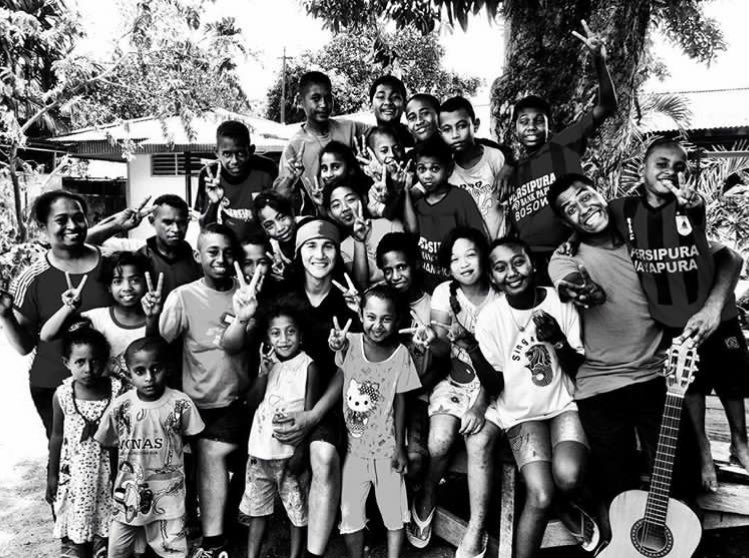 VinoGBastian__'s tweet photo. Selamat Hari Anak Nasional ✌🏼🇲🇨 https://t.co/944w90UpAG