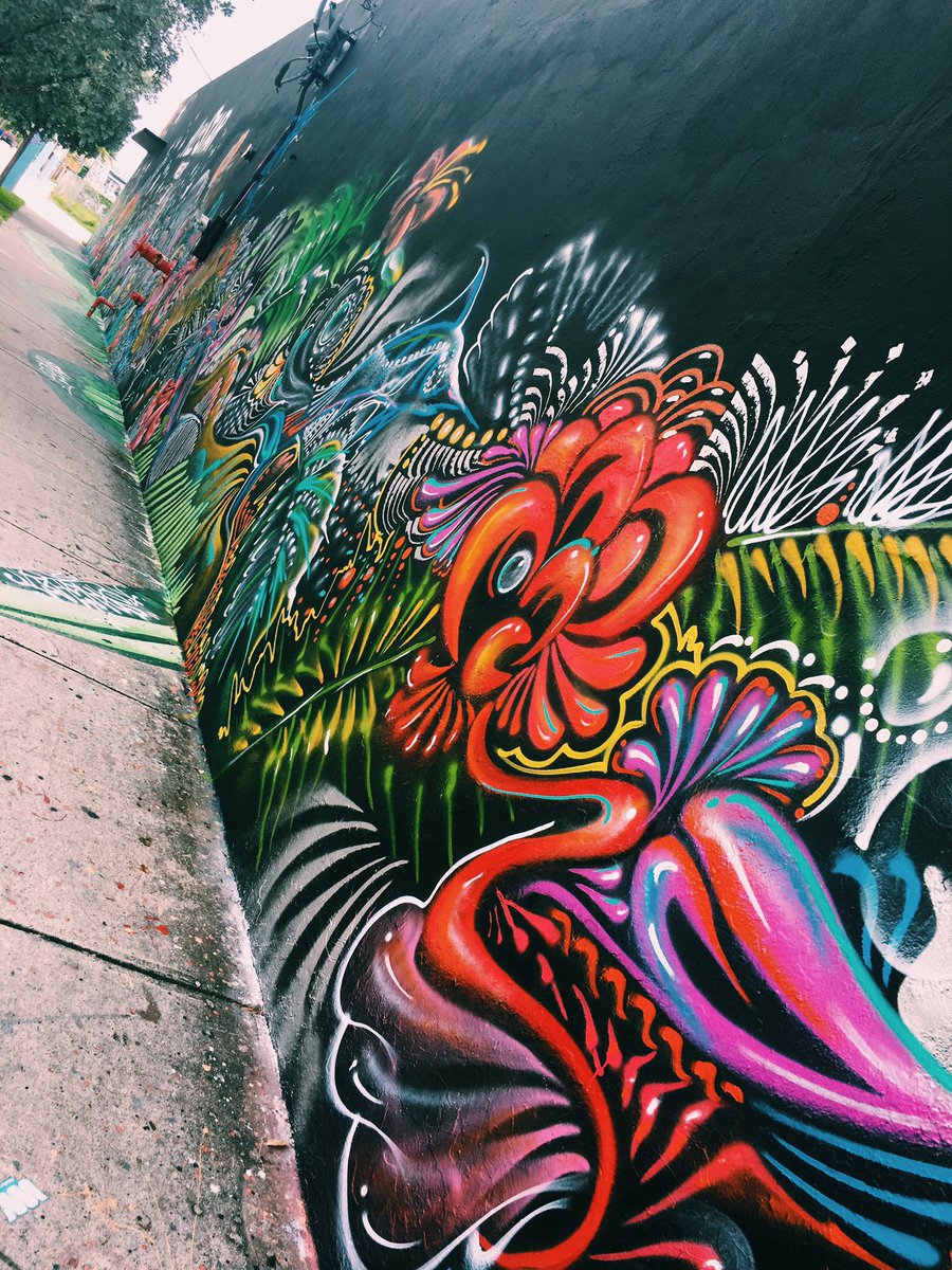 sabrina_thor's tweet photo. just really think you need to see the art I got to walk through today https://t.co/cV1HuImFdQ