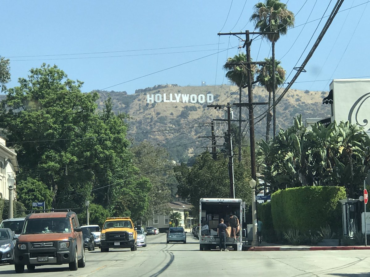 AnnieDNews's tweet photo. Did some tourist things today #onedayinLA https://t.co/lq3bIQafbW