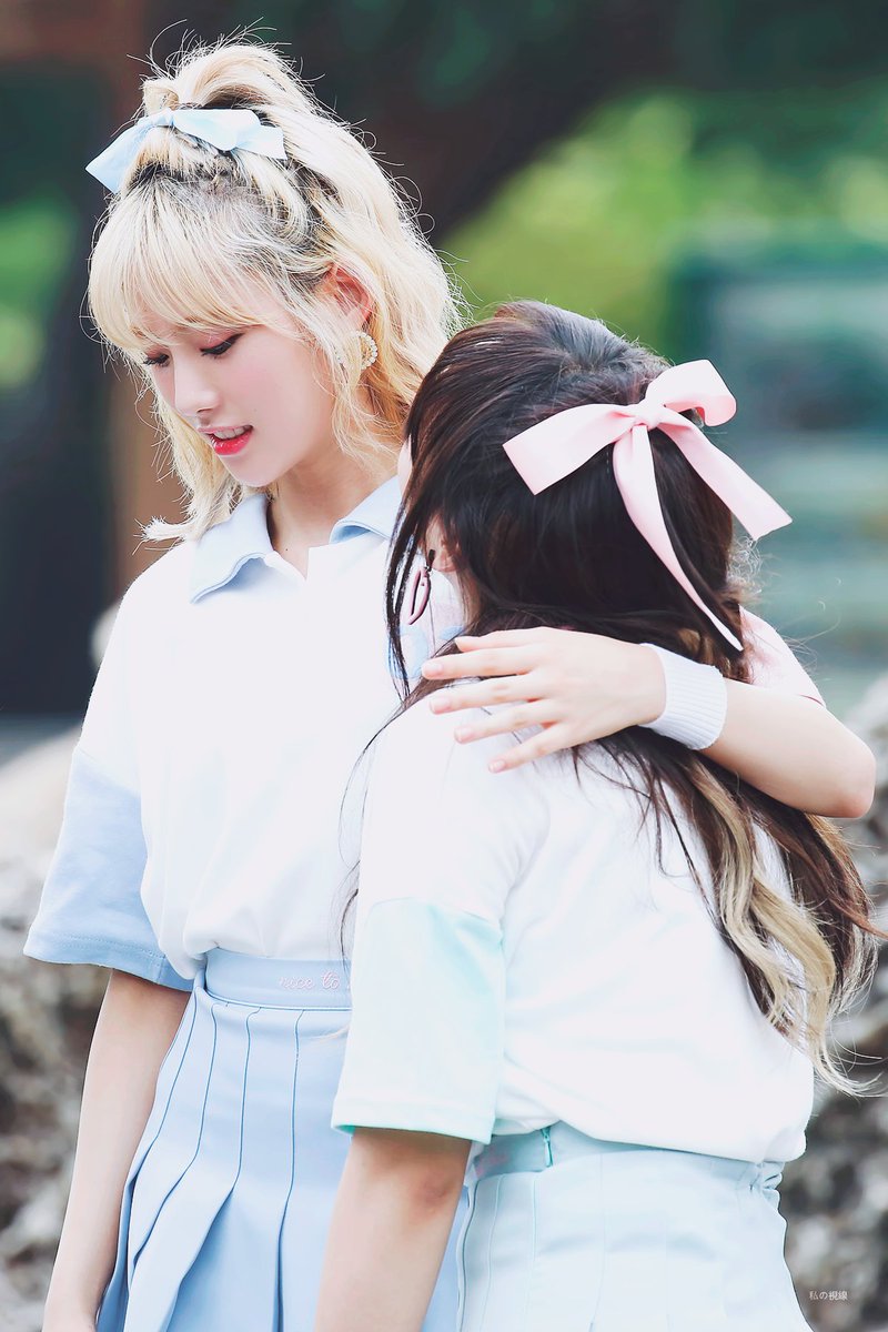 wjsngirlfriends's tweet photo. luda &amp; cheng xiao ♡ https://t.co/EKy5HsgZSQ