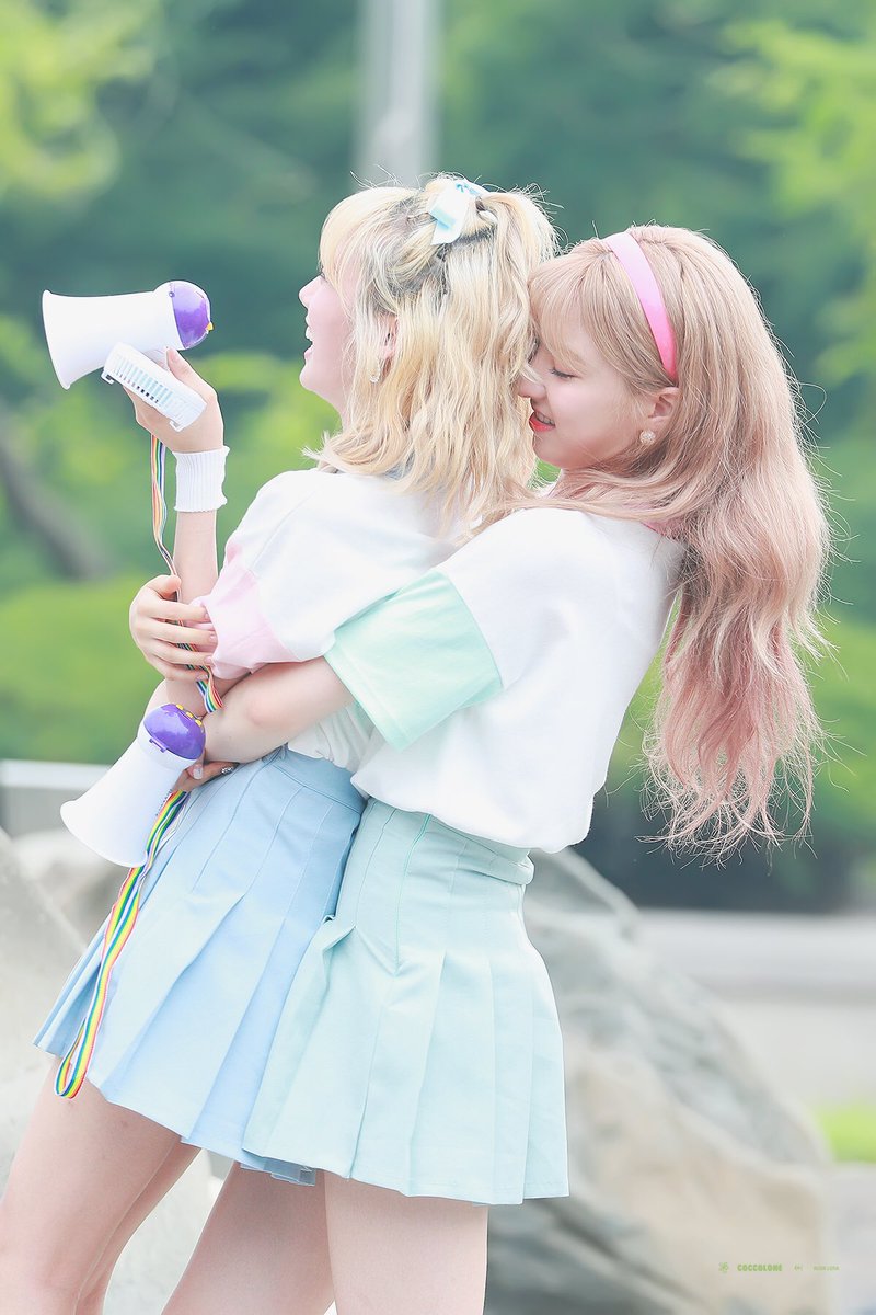 wjsngirlfriends's tweet photo. luda &amp; eunseo ♡ https://t.co/15fWjd4RBl