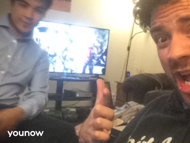 PeytonReuben's tweet photo. 🔴 LIVE on @YouNow - https://t.co/FoOmHP9kK7 https://t.co/biJ82dfpGF