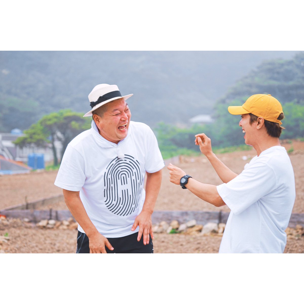sumchongsa's tweet photo. 오늘은 섬요일!!
밤9시30분 안방 1열에서 만나요~~
#오늘도_믿고보는_섬총사
#나만_웃기_아까워서_그래

#섬총사 #섬대장 #강호동 #섬미녀 #김희선
#섬총각 #정용화 #달타냥 #김뢰하 
#매주 #월요일 #밤9시30분 #Olive #tvN https://t.co/z6be6exN82