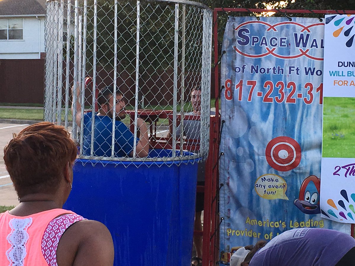 MinOfWorship's tweet photo. Pastor @isaimc taking one for the team inside the Dunk Tank. #NorthwoodChurch #SplashNight #Staycation https://t.co/KRsESW8hl8
