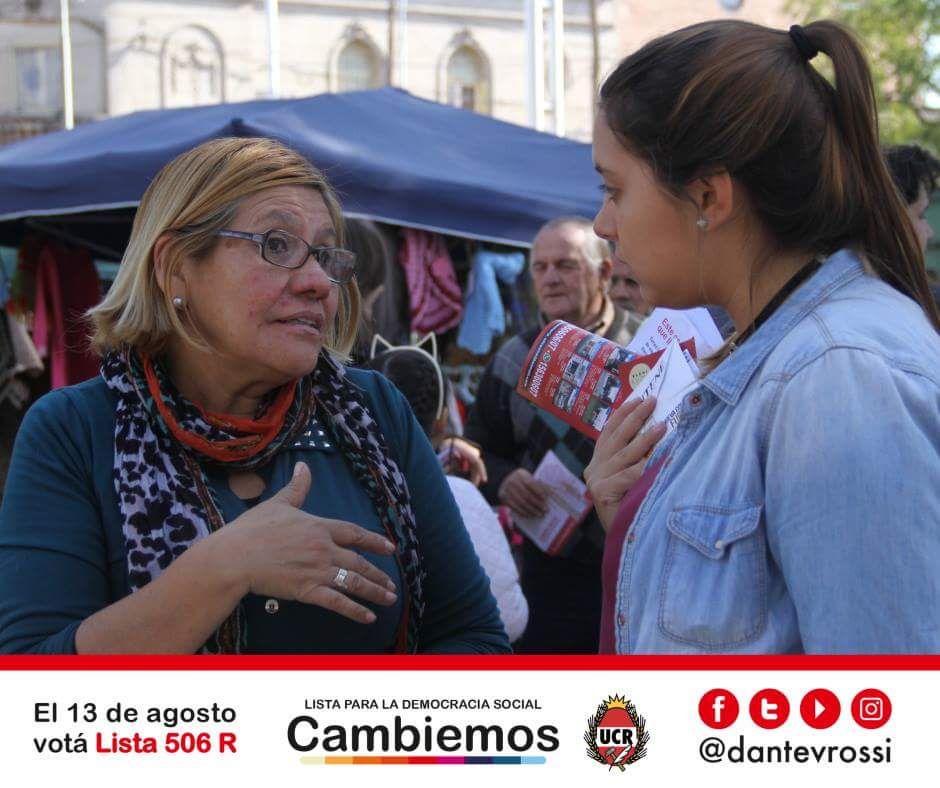 JuventudRA's tweet photo. Este Domingo estuvimos conversando en Plaza San Vicente con Tere de “ANIMALES FELICES” + info: https://t.co/Qo187lbLur https://t.co/Ua4mY67wOa