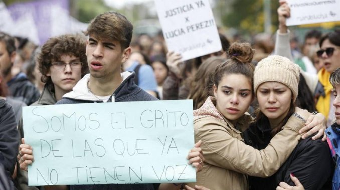 C5N's tweet photo. Más de 3 mil chicos perdieron a sus madres por femicidios en menos de una década https://t.co/5asvZlqNds https://t.co/1tIan69T4b