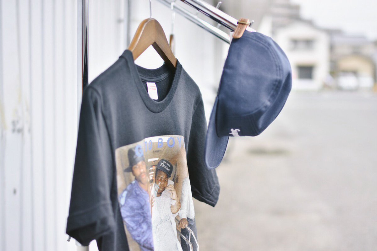 おはようございます☀
店内には人気ブランドSupremeなどもあります！
店内涼しいので是非！
今だけ新規会員カードを作ってくださったお客様に
作ってくれてありがとうキャンペーン実施中！！
こちらのページを提示していただければ
特別クーポン配布中です！是非お待ちしております！