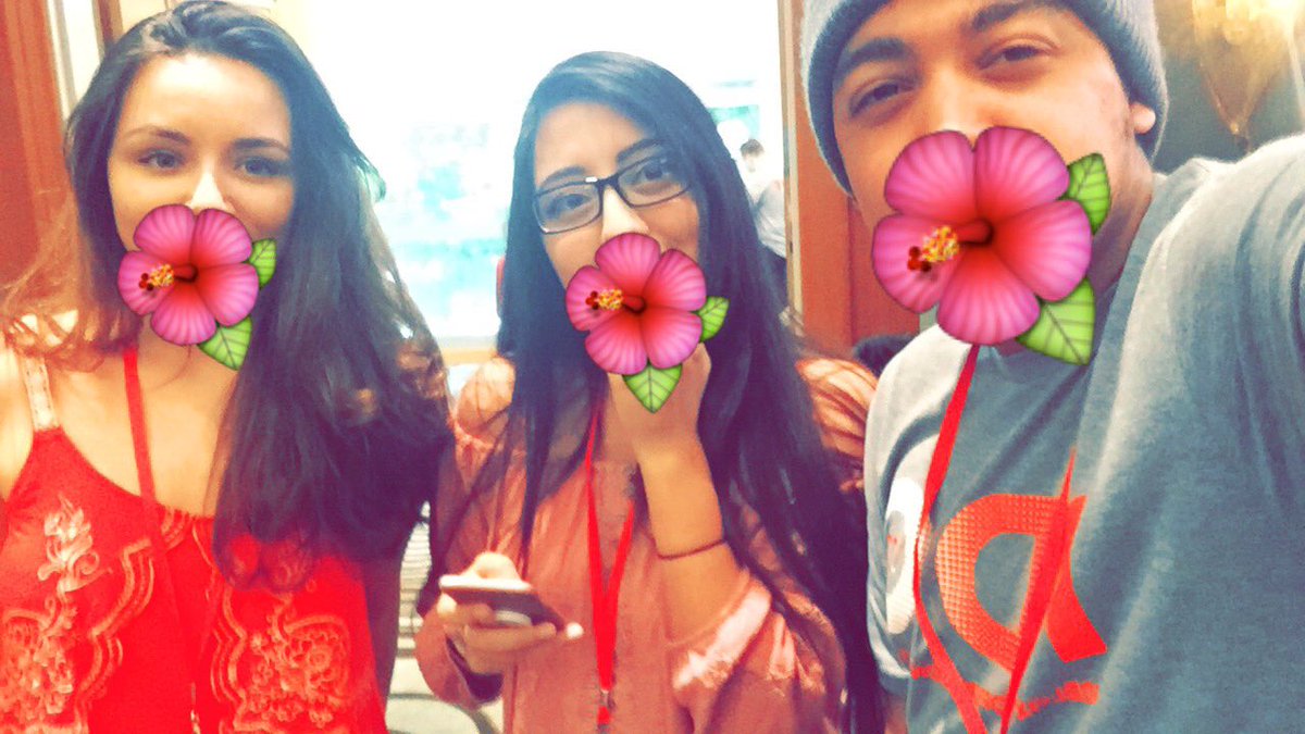 TheMyzta's tweet photo. #RDC17 was amazinggg~ excited to move to san jose next month. Gonna miss y'all :') ❤ https://t.co/381p7V7Iwb