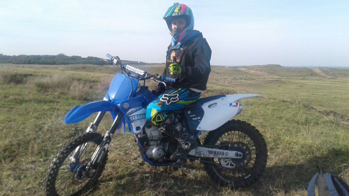 FacundoSmithh's tweet photo. manija de esto 24/7 #YZ #426F https://t.co/OVamXCUoIp
