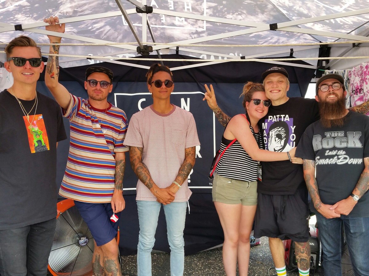 casuallymaddie's tweet image. I'm not crying, you are.