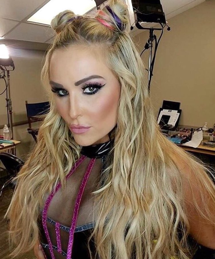 ChooseOneWWE's tweet photo. Natalya or Naomi?

RT - Natalya
Like - Naomi https://t.co/QVgkHAflpW