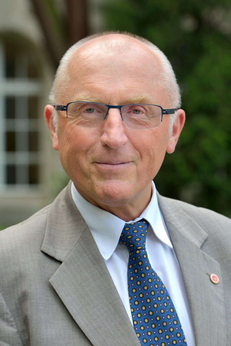 Nagroda Prezesa Rady Ministrów dla prof. Jacka Namieśnika, rektora PG.