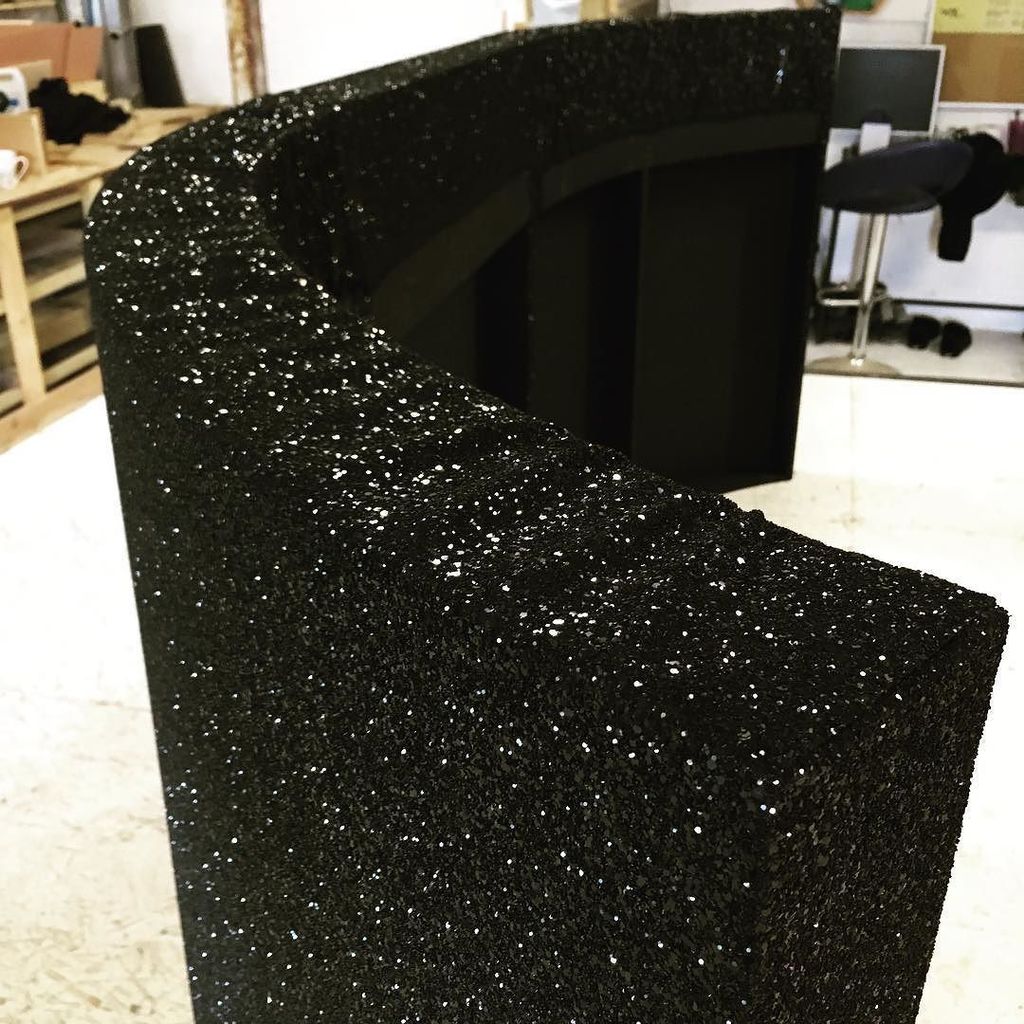 smithandjakes's tweet photo. Another glitter dj surround #glitter #glittercloth #stageset #setbuild #setdesign #setdressing #setbuilding #setli… https://t.co/3owJg7cpv5 https://t.co/dzGA95PG2y