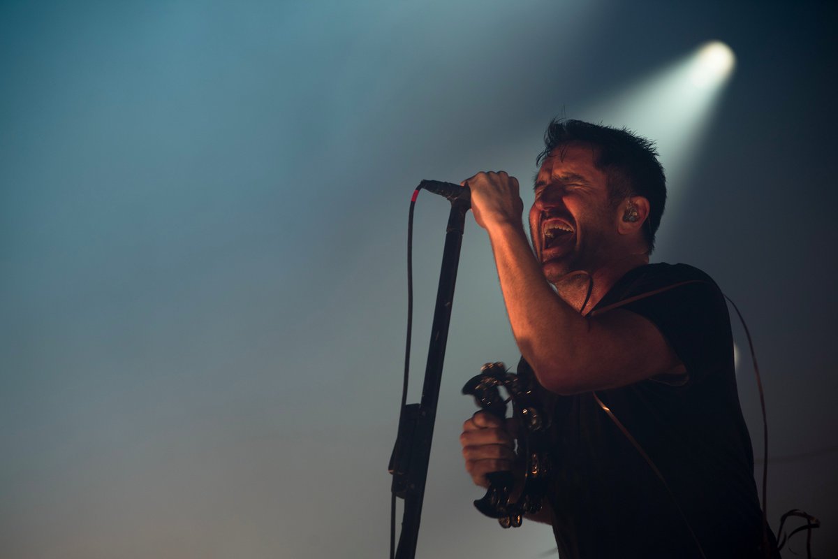 FYFFEST's tweet photo. NIN were incredible. What an amazing way to close out the Main stage. 🖤🌚🖤

📸 by Roger Ho
#fyffest #bestweekendofsummer #nineinchnails https://t.co/iuHyuAl6l3