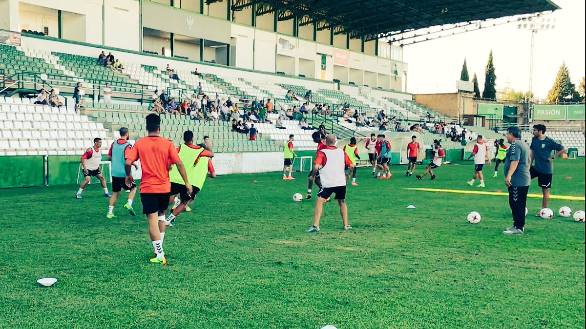 CD_Toledo's tweet photo. 📅 AGENDA 24/07
🏃🏻10:00h. Vuelta al Valle 
🎙13:15h. Presentación @javazquez3 y @jonander_22
💪19:30h. Salto del Caballo
#PretemporadaCDT https://t.co/SfCr56dMjv