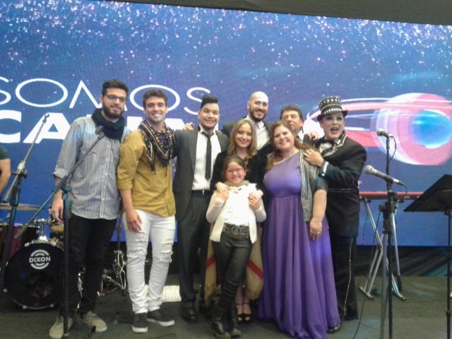 CauseMusica's tweet photo. Anoche cantando en el cumpleaños N° 51 de #Canal10!! https://t.co/UxVAFSGsp3