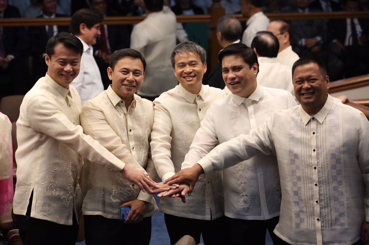 inquirerdotnet's tweet photo. Senators @WinGatchalian74, @sonnyangara, @senatorjoelv, Migz Zubiri and @jvejercito at the opening of the 17th congress. MARIANNE BERMUDEZ https://t.co/A9lyaTHAd8