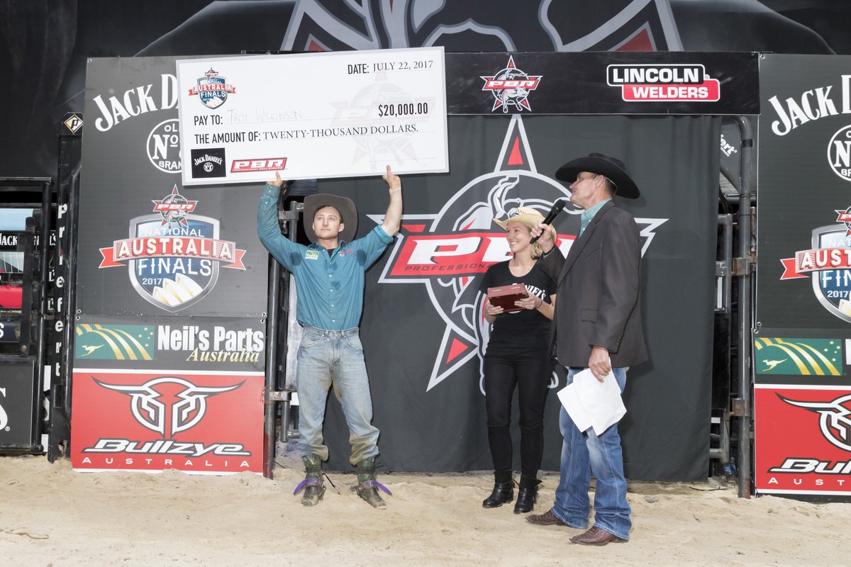 pbraustralia's tweet photo. In front of a record crowd @Troywilkinson90 gritted through to claim the 2017 #PBRAUS Champion at @qudosbankarena >> https://t.co/nwDCpUfjk9 https://t.co/f4rVH6jKHz