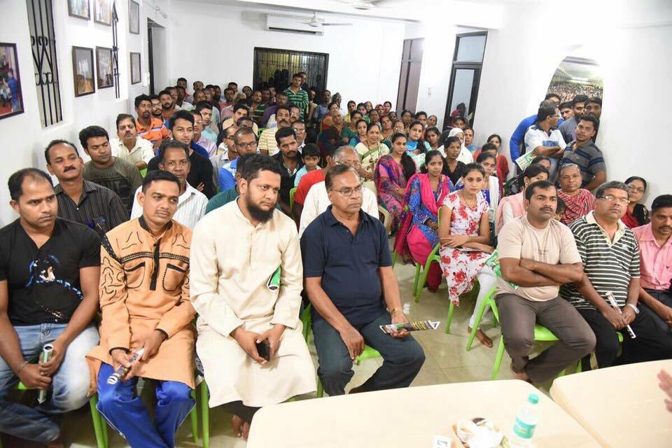 visrane's tweet photo. Excellent interaction with our people from the ward of our chairperson - Parveen great response, great support ! https://t.co/IHCxwGDiKI