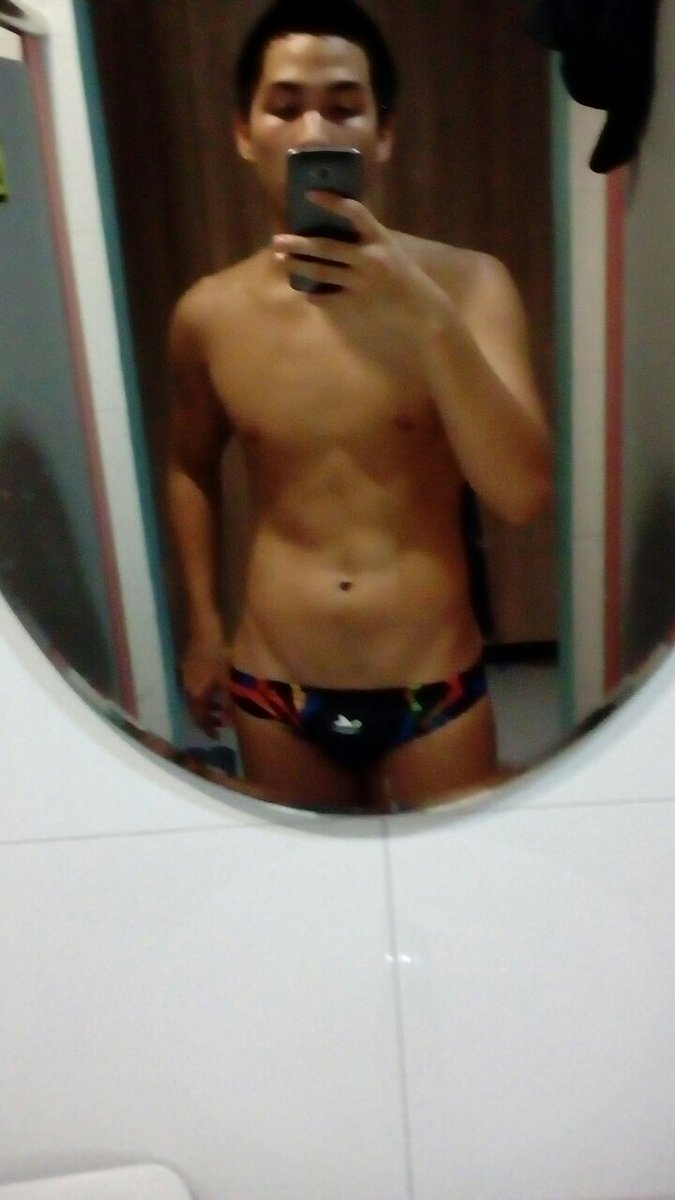 mac_bagets's tweet photo. Bagets swimmer. RT for Burst pics https://t.co/clYQDxNOmq