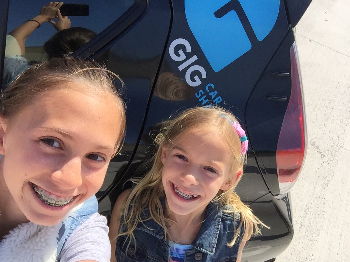 srewoped's tweet photo. Powers ladies first @GIGCarShare ride. Don't worry #Dad drove. #berkeleyplayhouse #tarzan #GIG https://t.co/UtiyrnYeTM